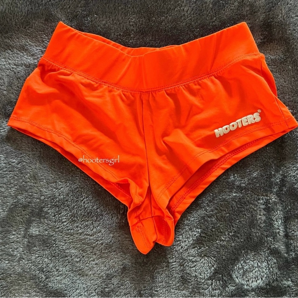 🦉Authentic CHEEKY Orange H👀ters Uniform Shorts🦉